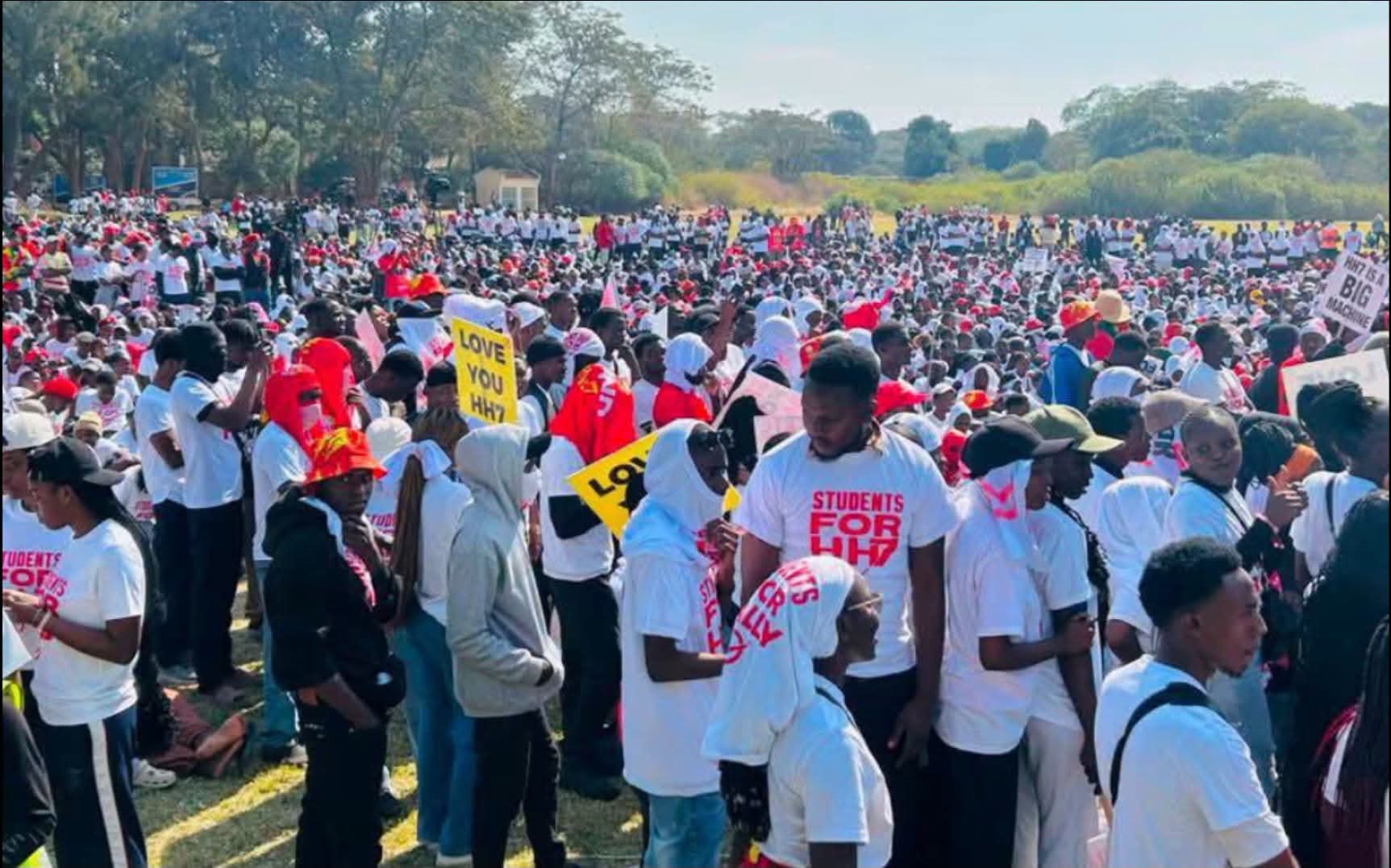 UNZA Students March to State House to Thank Hichilema for Record Meal Allowance