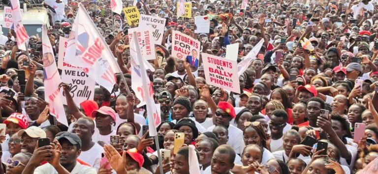 Hichilema Thanks Students for State House Visit, Cites Free Education Policy