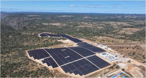 LHPC’s 28MW Solar Plant Commissioned in Central Province Under Hybrid Energy Model
